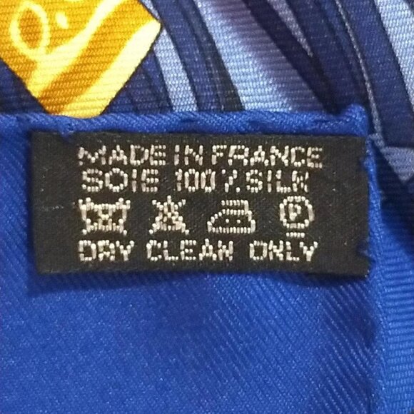 HERMES Carre 90 - Blue Navy Multi Scarf 340-082325 - Picture 4 of 4